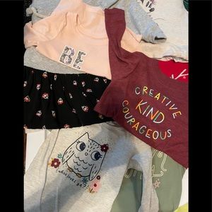 Long sleeve shirts with 1 dress. 2T